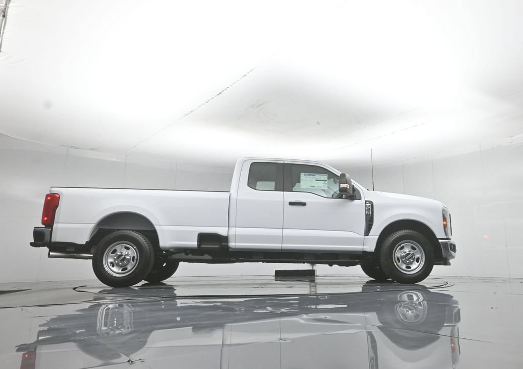New 2026 Ford F350 XL w/ XL Chrome Package RWD image 45