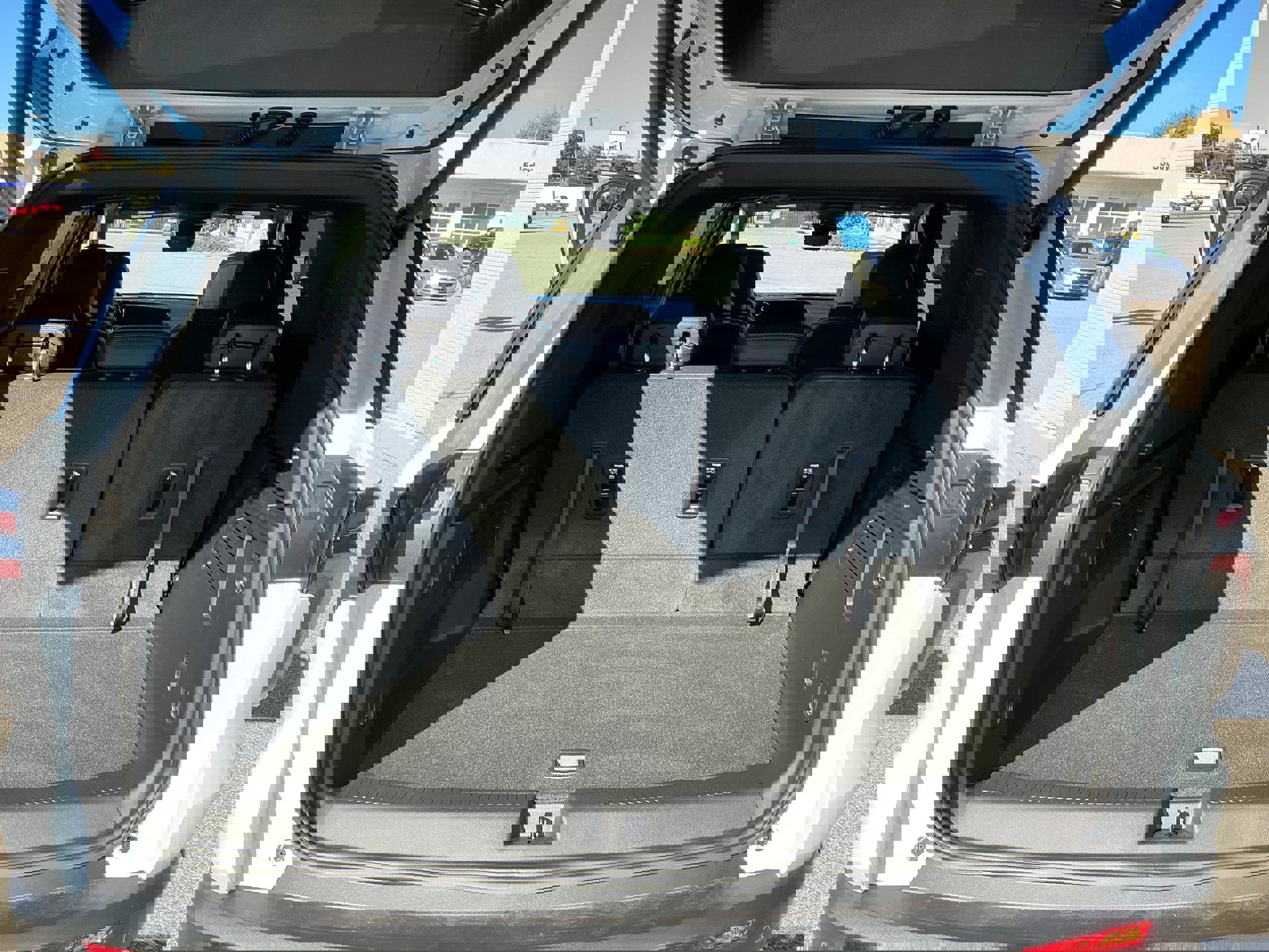 New 2026 Chevrolet Traverse Z71 w/ Enhanced Driving Package image 15