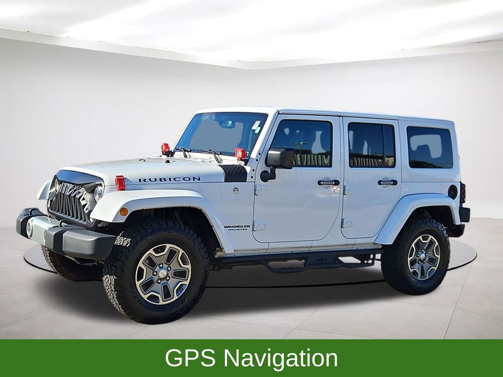 Used 2017 Jeep Wrangler Unlimited Rubicon w/ Connectivity Group AWD/4WD image 3