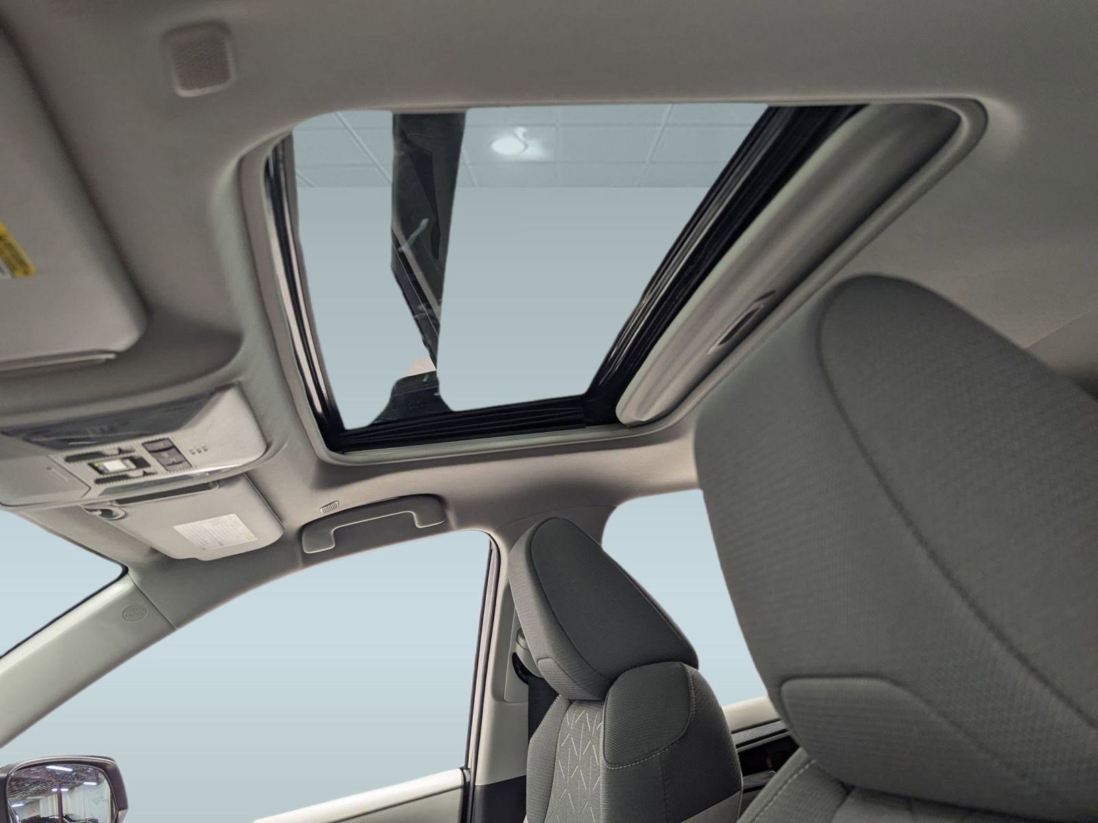 New 2025 Toyota RAV4 XLE image 12