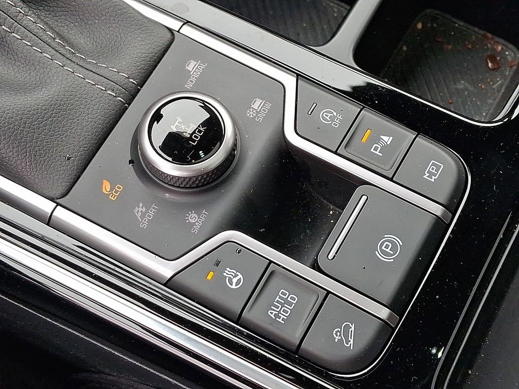 Used 2025 Kia Sorento SX Prestige image 25