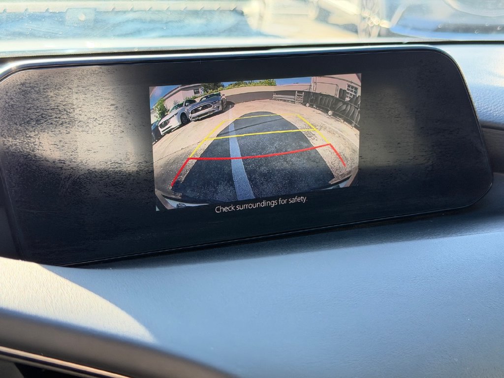 Used 2019 MAZDA MAZDA3 Hatchback w/ Preferred Package FWD image 24
