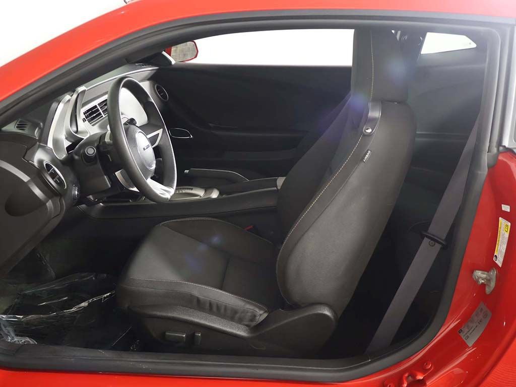 Used 2011 Chevrolet Camaro LT RWD image 18