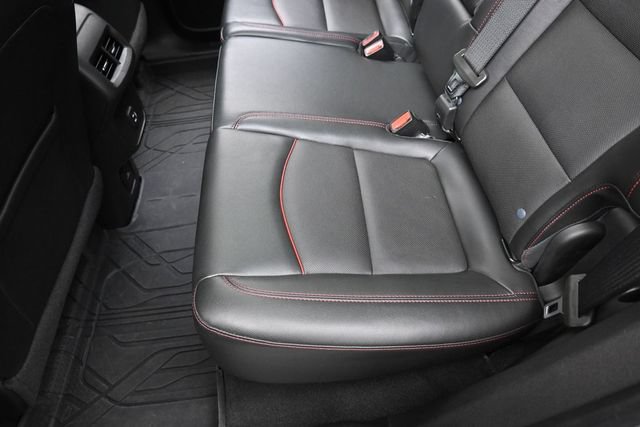 Used 2023 Chevrolet Equinox RS w/ RS Leather Package FWD image 22