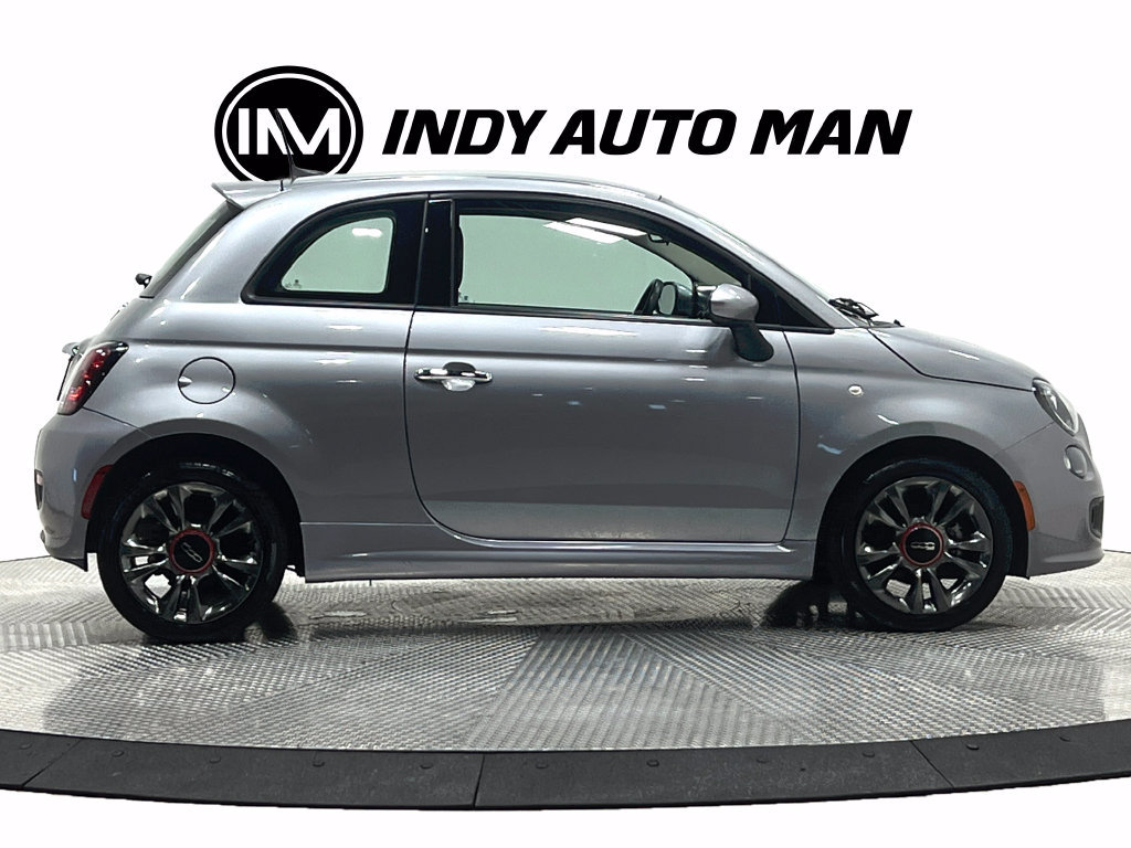 Used 2017 FIAT 500 Pop w/ Sport Appearance Package FWD image 3