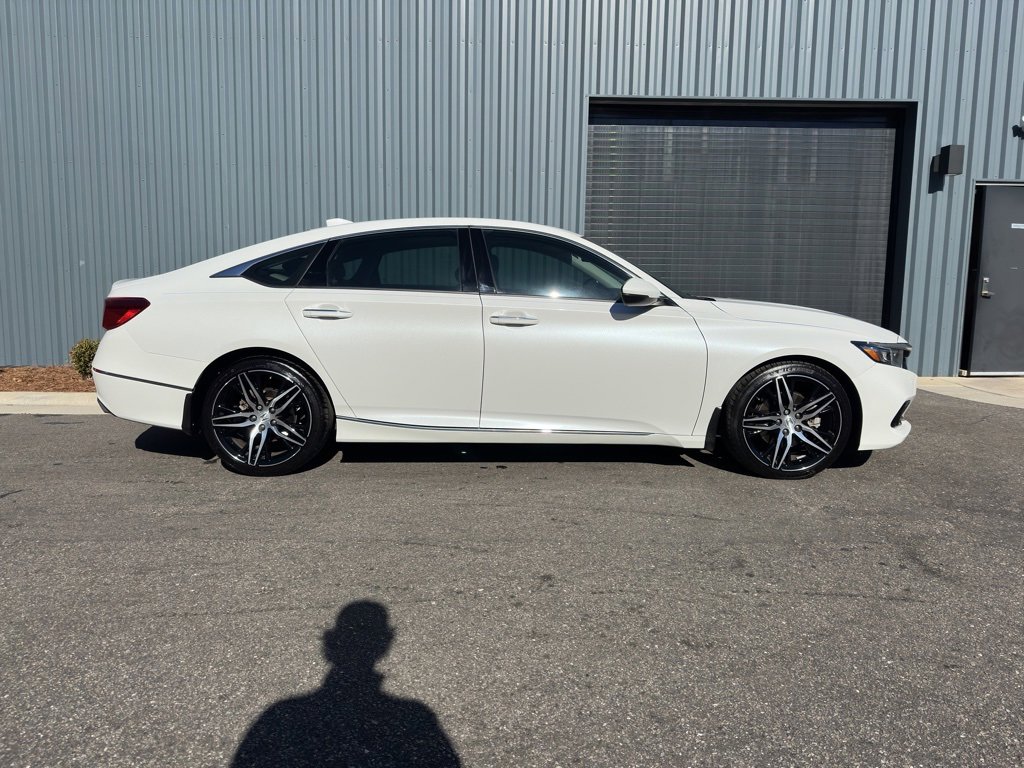 Used 2021 Honda Accord Touring image 8