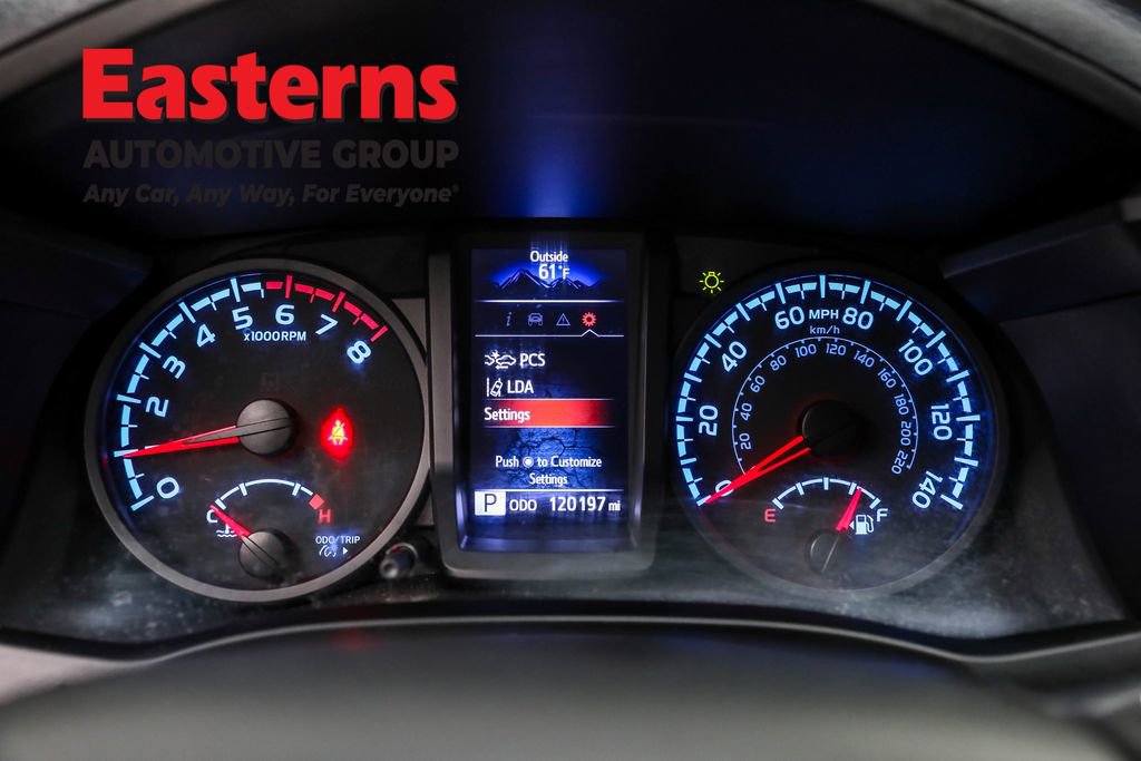 Used 2021 Toyota Tacoma SR image 18
