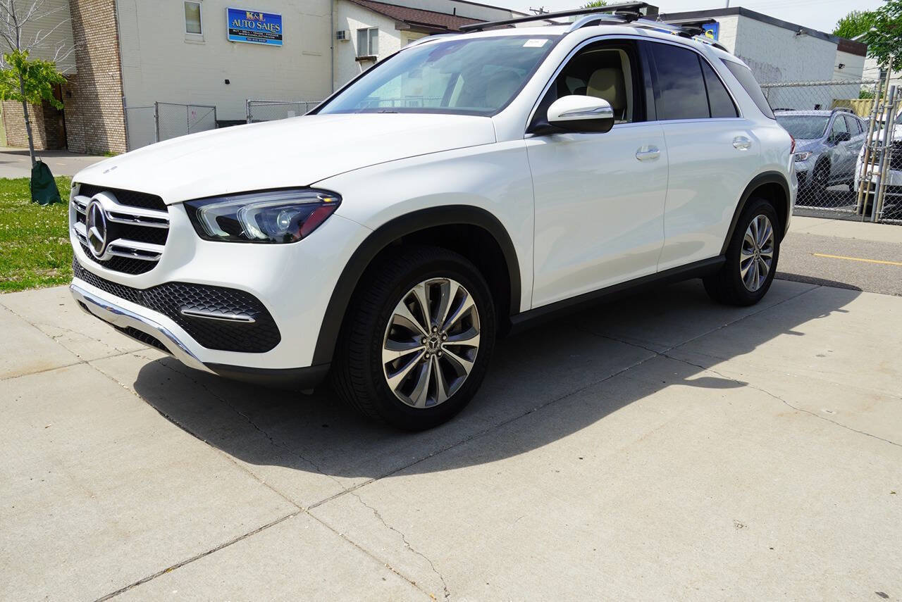 Used 2020 Mercedes-Benz GLE 350 4MATIC image 4