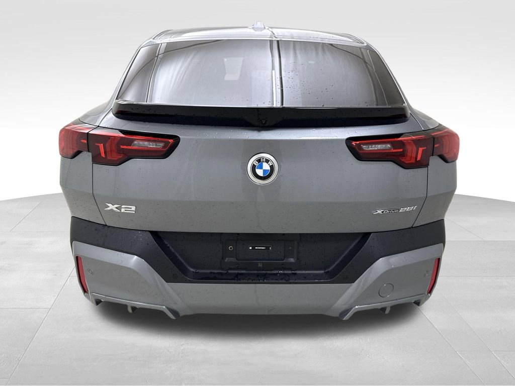 New 2026 BMW X2 xDrive28i w/ Convenience Package AWD/4WD image 8