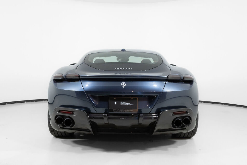 Used 2021 Ferrari Roma image 6