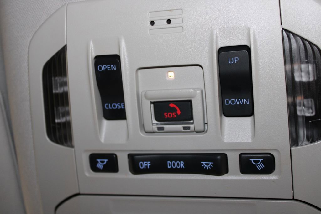 Used 2022 Toyota Highlander XLE image 51