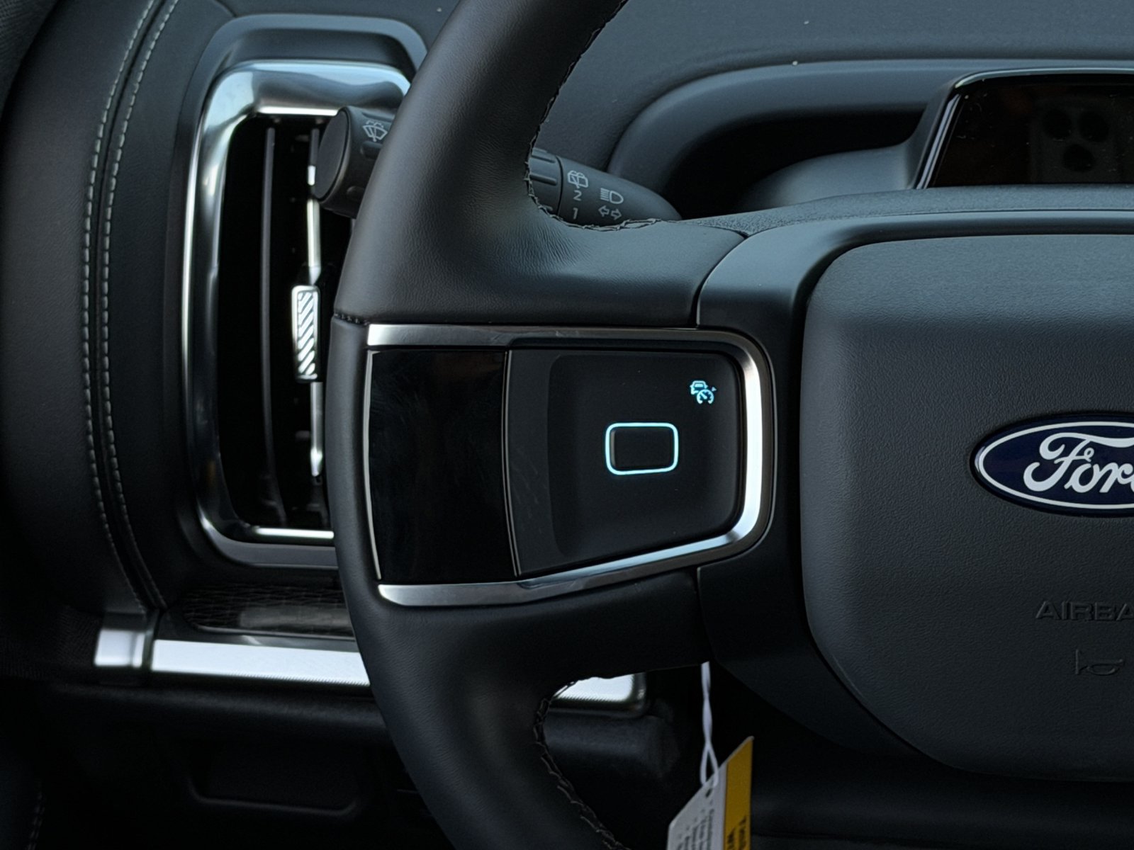 New 2027 Ford Expedition Max Platinum w/ Stealth Appearance Package RWD image 14