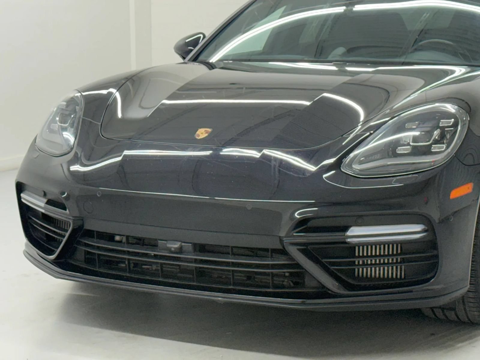 Used 2017 Porsche Panamera Turbo w/ Sport Chrono Package AWD/4WD image 36