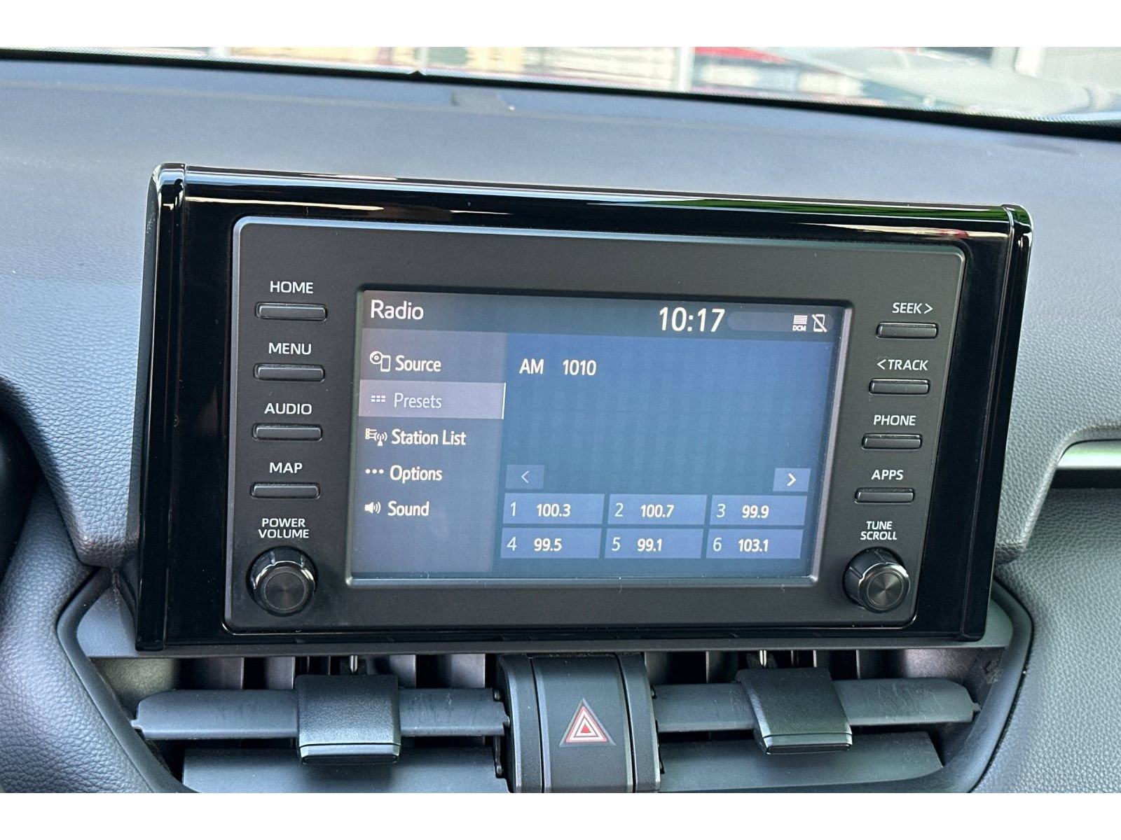 Used 2019 Toyota RAV4 LE w/ Carpet Mat Package FWD image 20