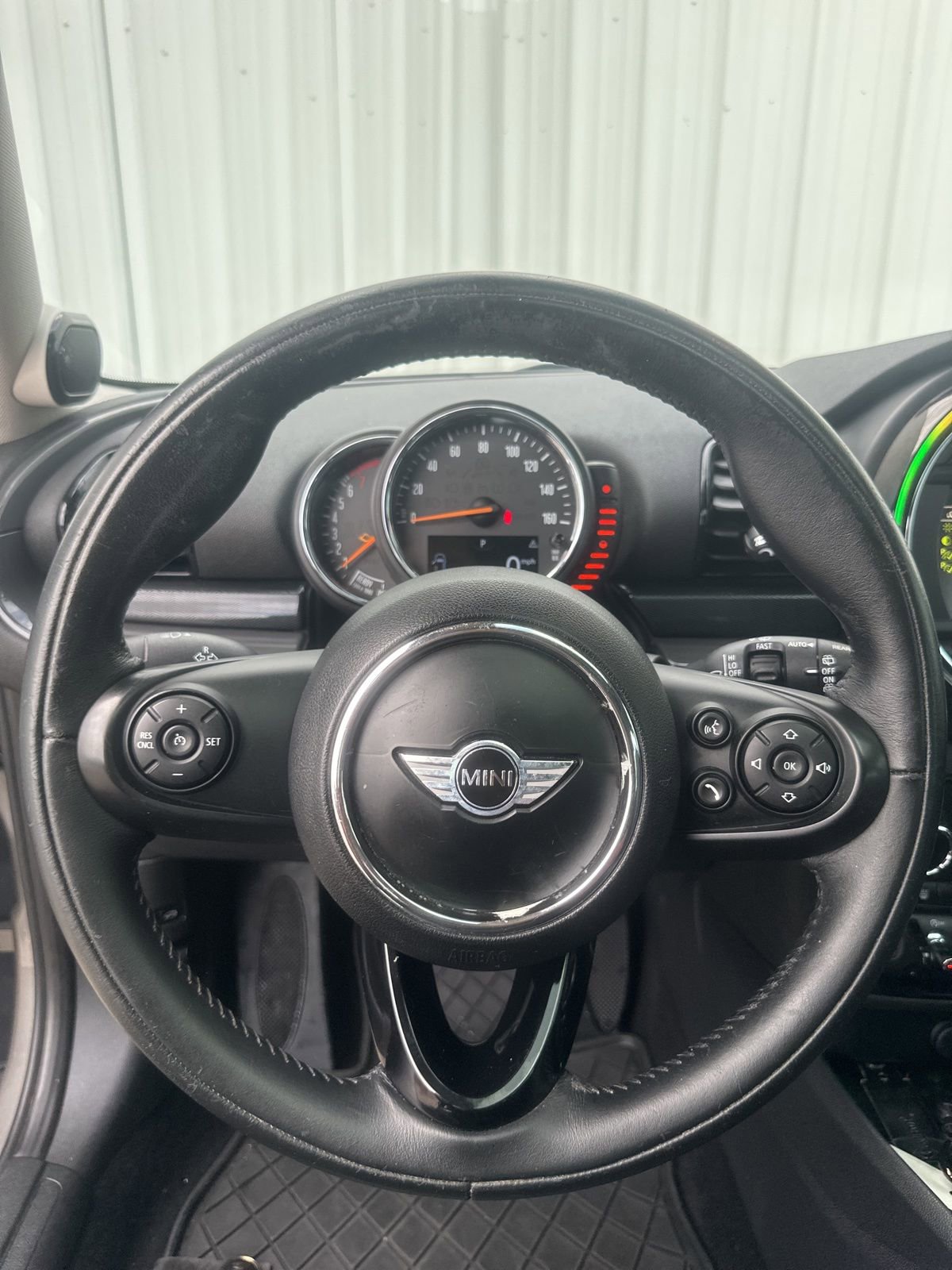 Used 2016 MINI Cooper Clubman FWD image 20