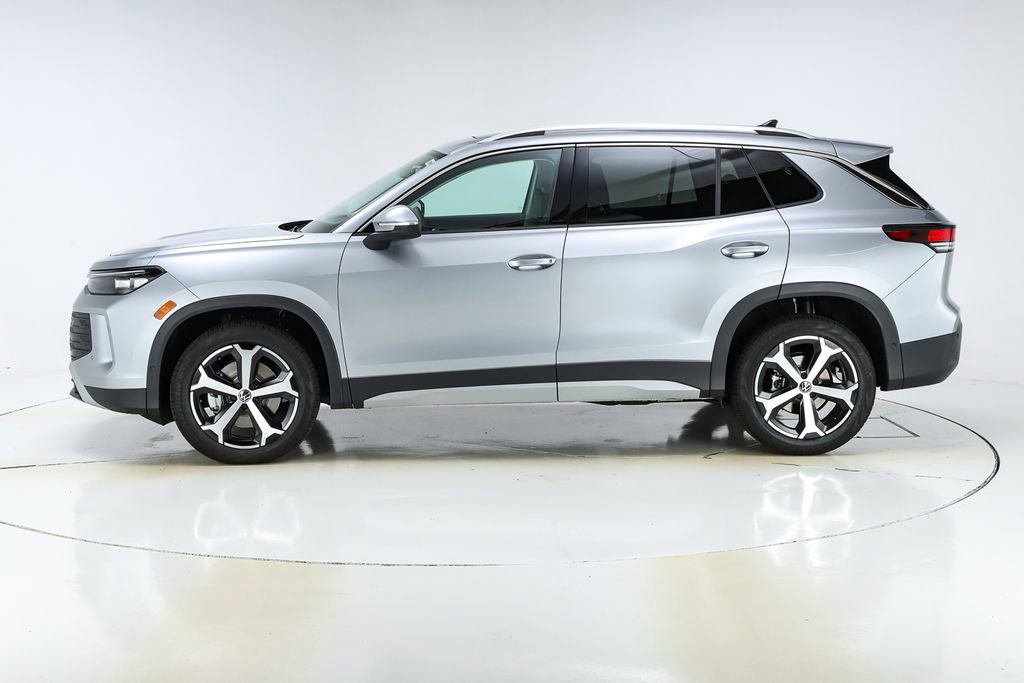 New 2026 Volkswagen Tiguan SE image 41