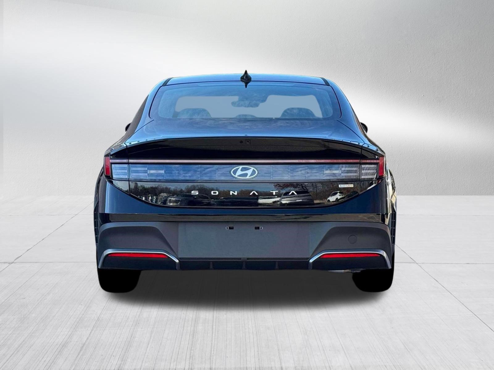 New 2026 Hyundai Sonata Blue FWD image 6