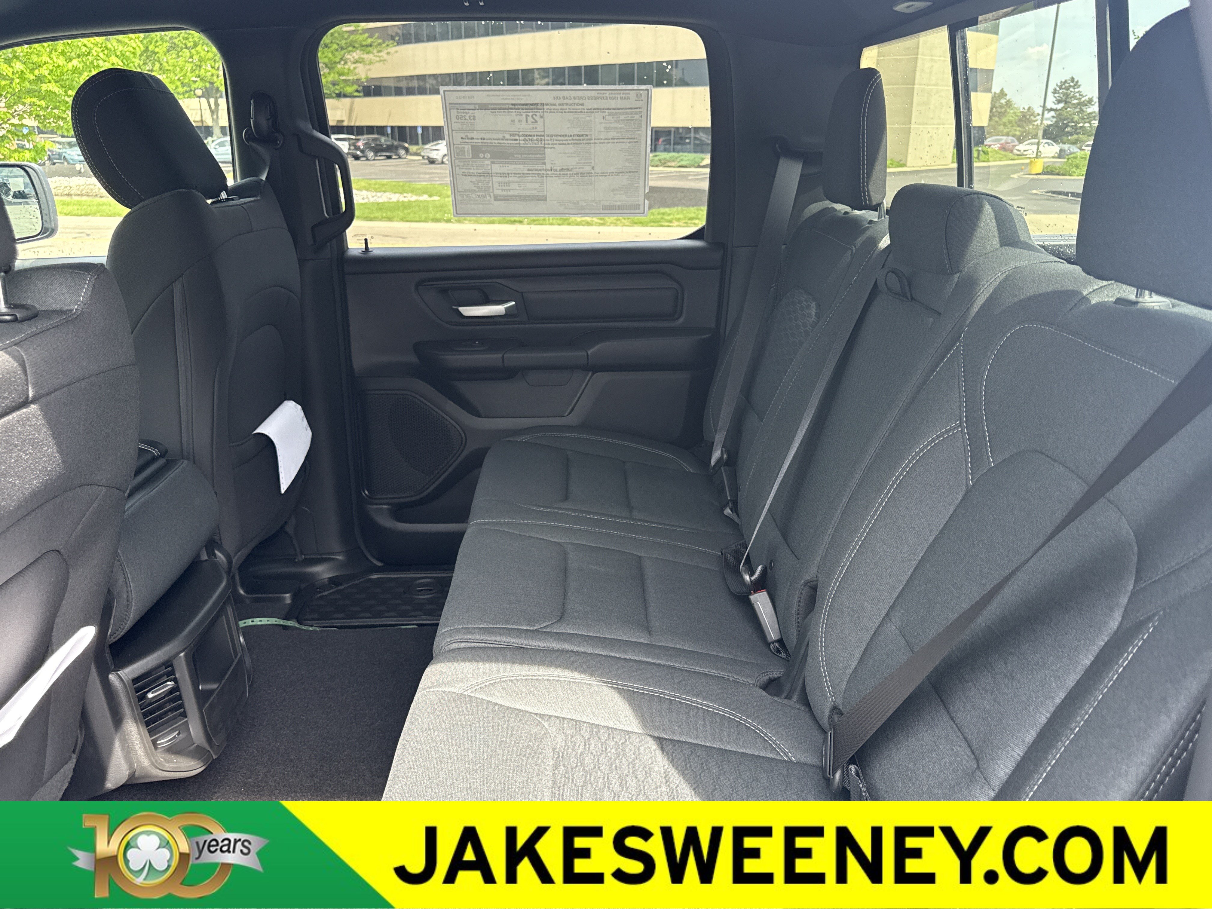 New 2026 RAM 1500 Express AWD/4WD image 14
