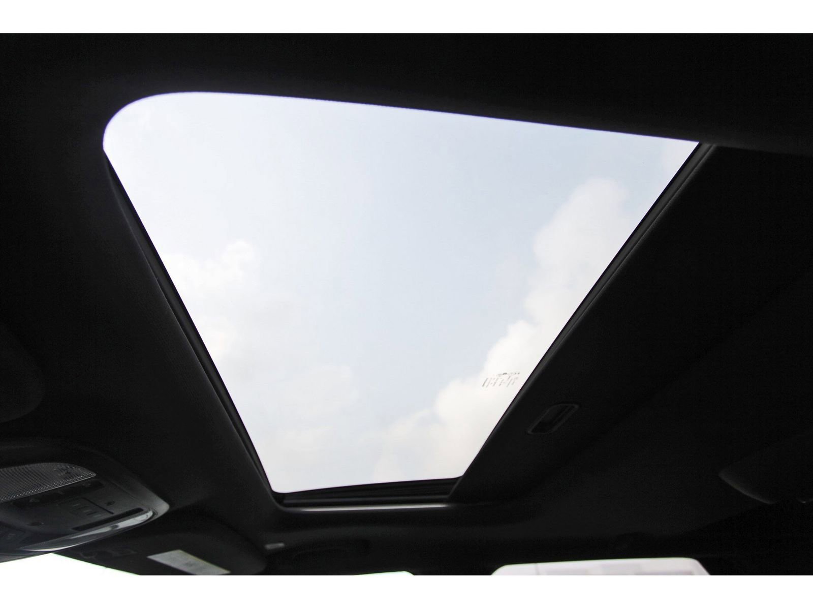 Used 2023 Dodge Durango R/T image 26