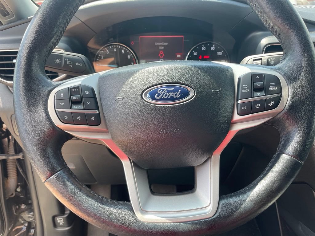 Used 2024 Ford Explorer Limited AWD/4WD image 14
