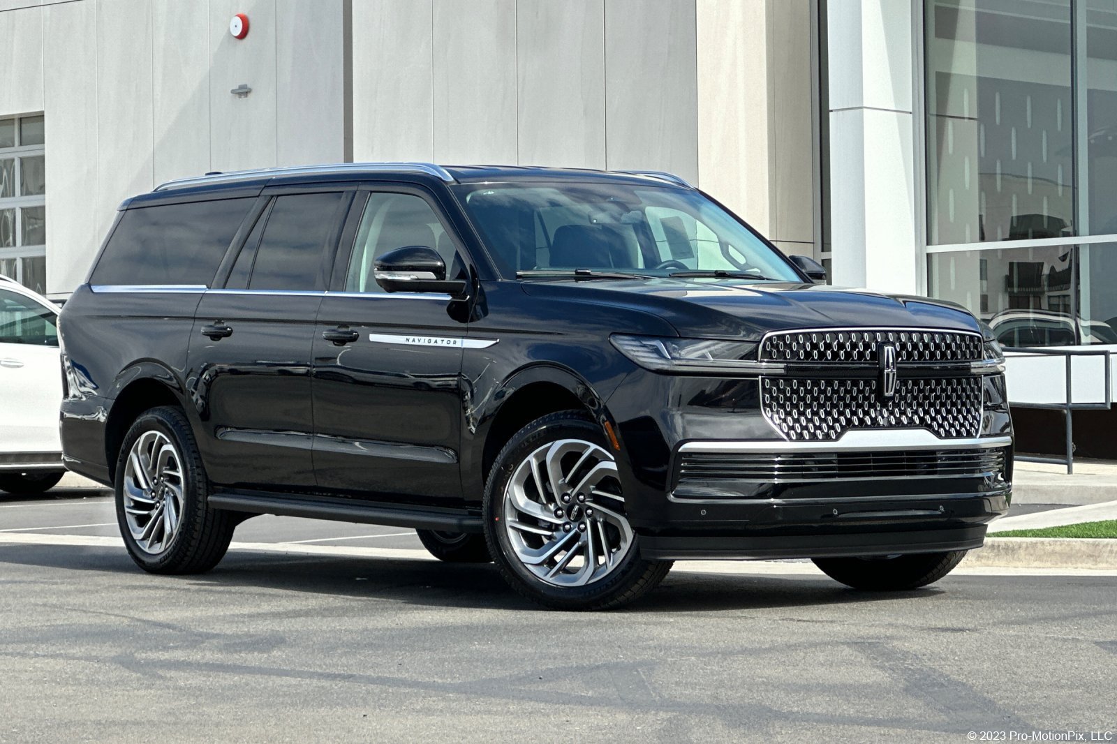 New 2027 Lincoln Navigator L Premier