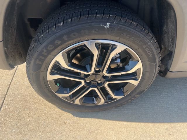 Used 2023 Jeep Compass Limited image 16