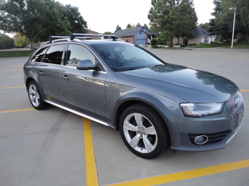 Used 2016 Audi A4 Premium Plus w/ Technology Package AWD/4WD image 1
