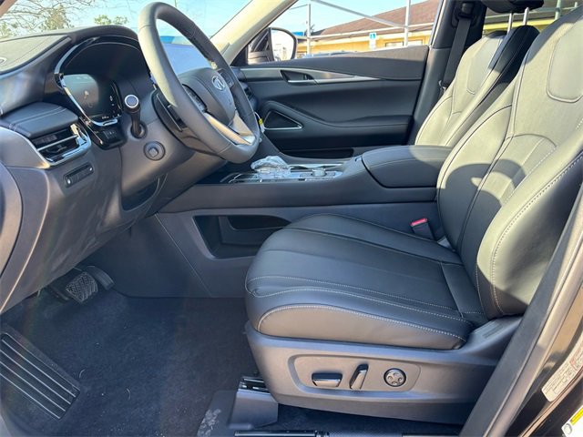 New 2026 INFINITI QX60 Luxe image 11