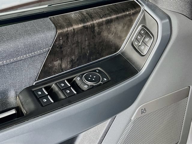 Used 2023 Ford F150 Lariat AWD/4WD image 12