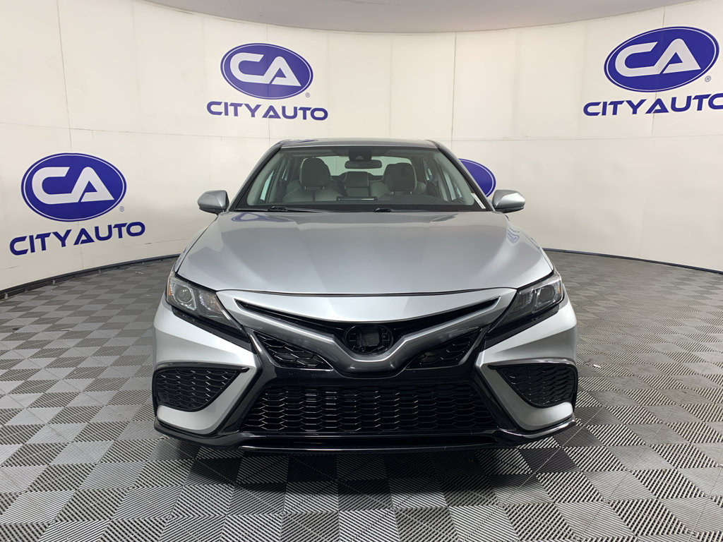 Used 2021 Toyota Camry SE FWD image 9
