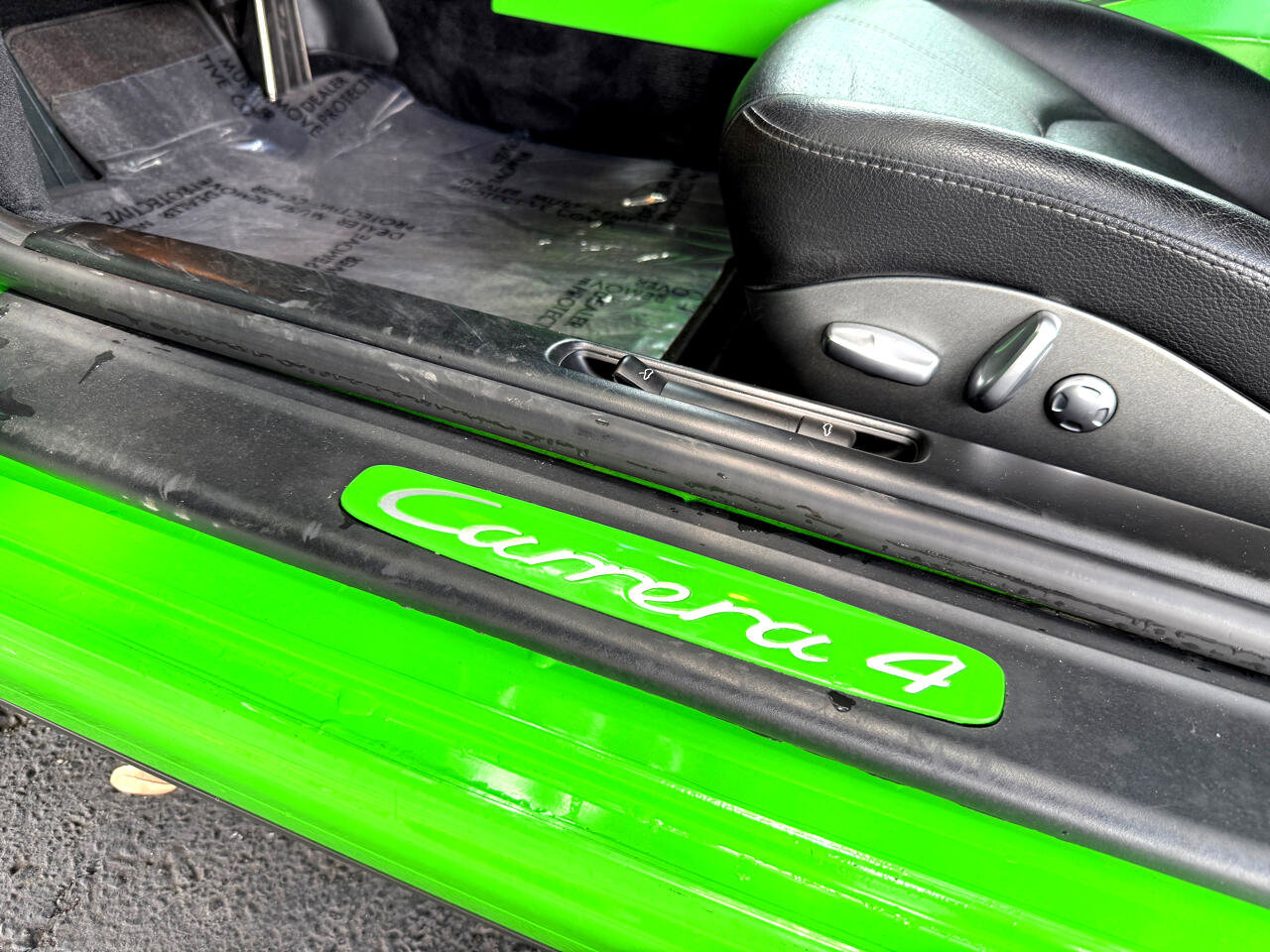 Used 2009 Porsche 911 Carrera 4 image 13