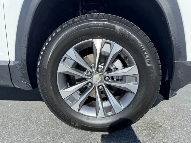 Certified 2025 Chevrolet Equinox LT image 9