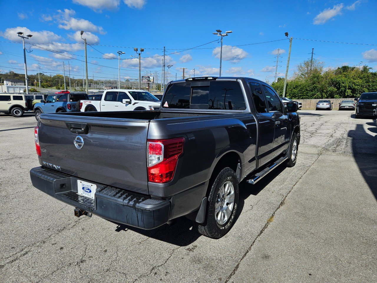 Used 2018 Nissan Titan S w/ S Utility Package image 6