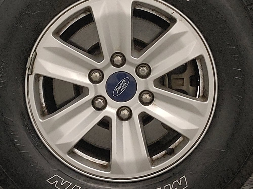 Used 2017 Ford F150 XLT AWD/4WD image 31