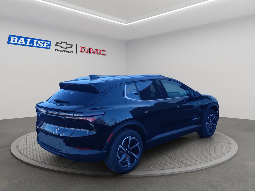 New 2026 Chevrolet Equinox EV LT image 5
