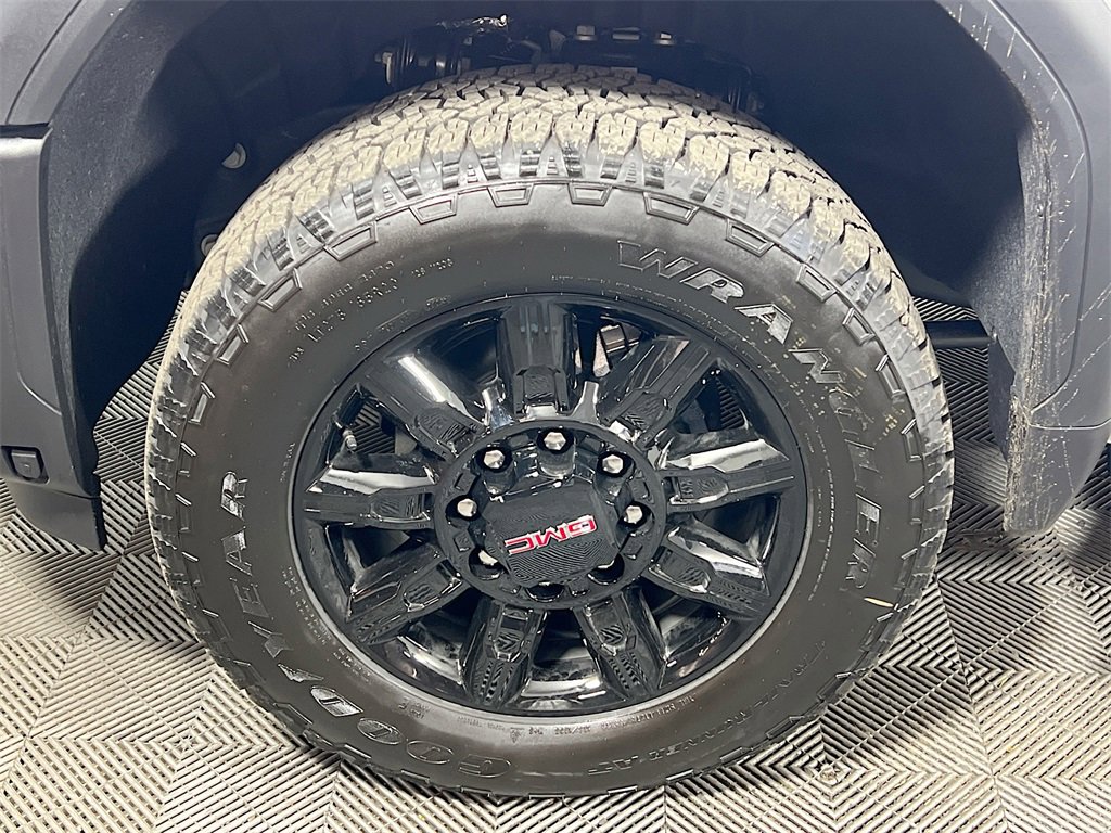 New 2025 GMC Sierra 3500 AT4 w/ AT4 Premium Plus Package image 23