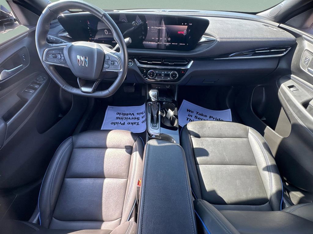 Used 2025 Buick Envista Sport Touring w/ Convenience I Package image 13