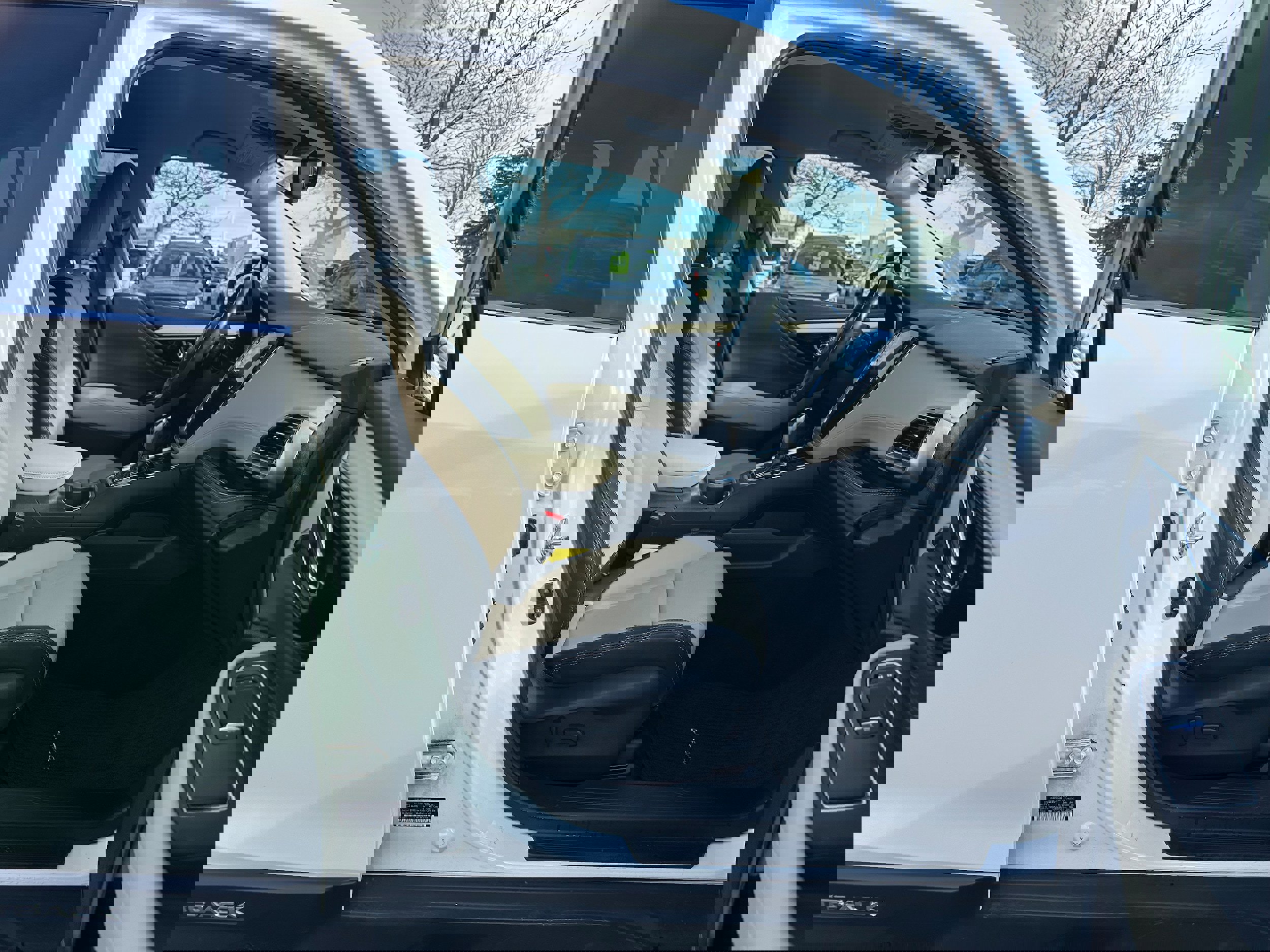 Used 2023 Subaru Outback Limited image 11