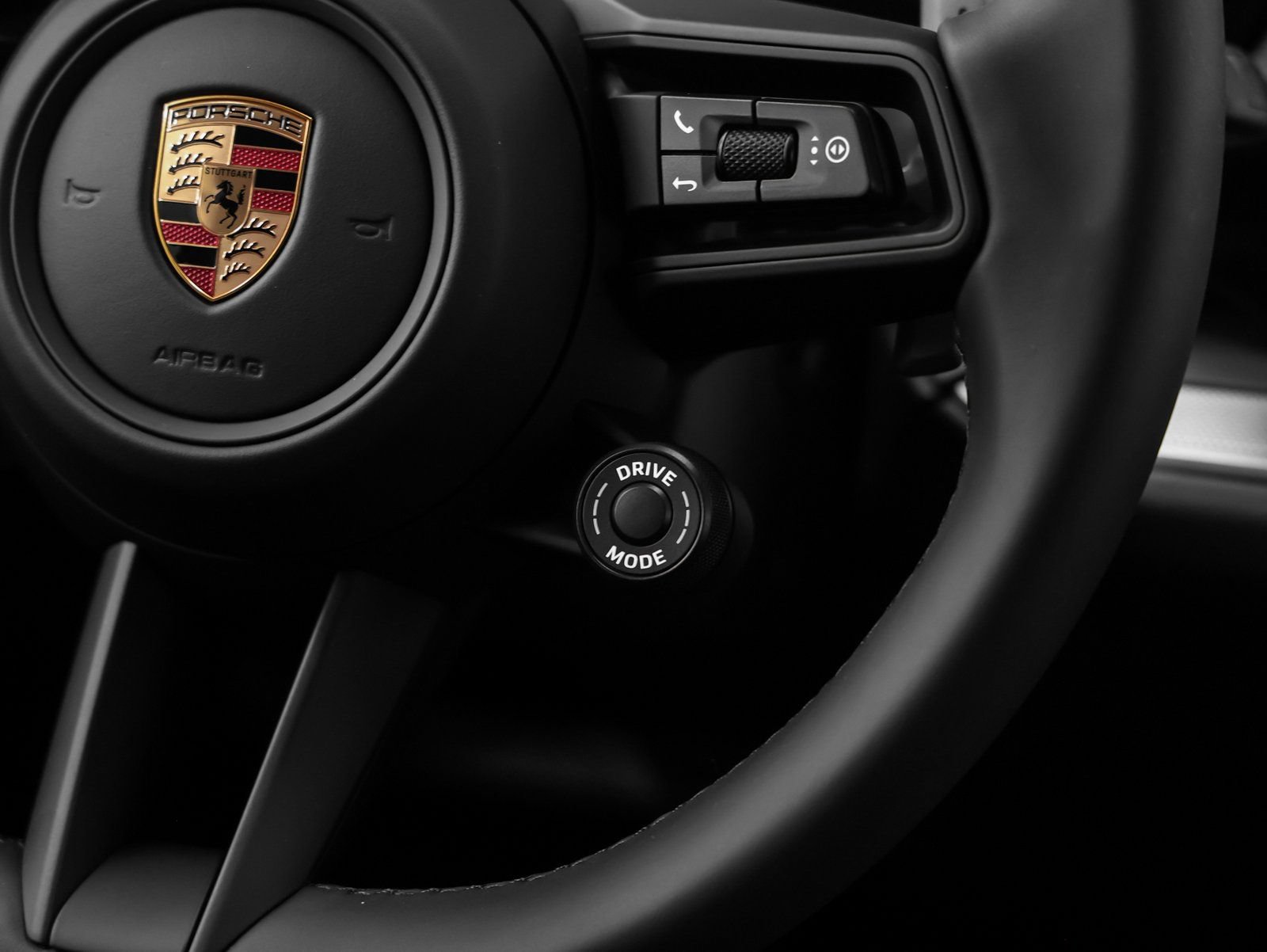 New 2026 Porsche Cayenne Coupe AWD/4WD image 33