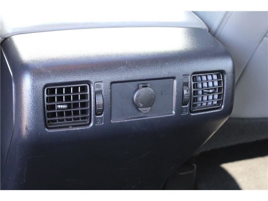 Used 2017 Toyota Tundra Limited w/ Limited Premium Package image 34