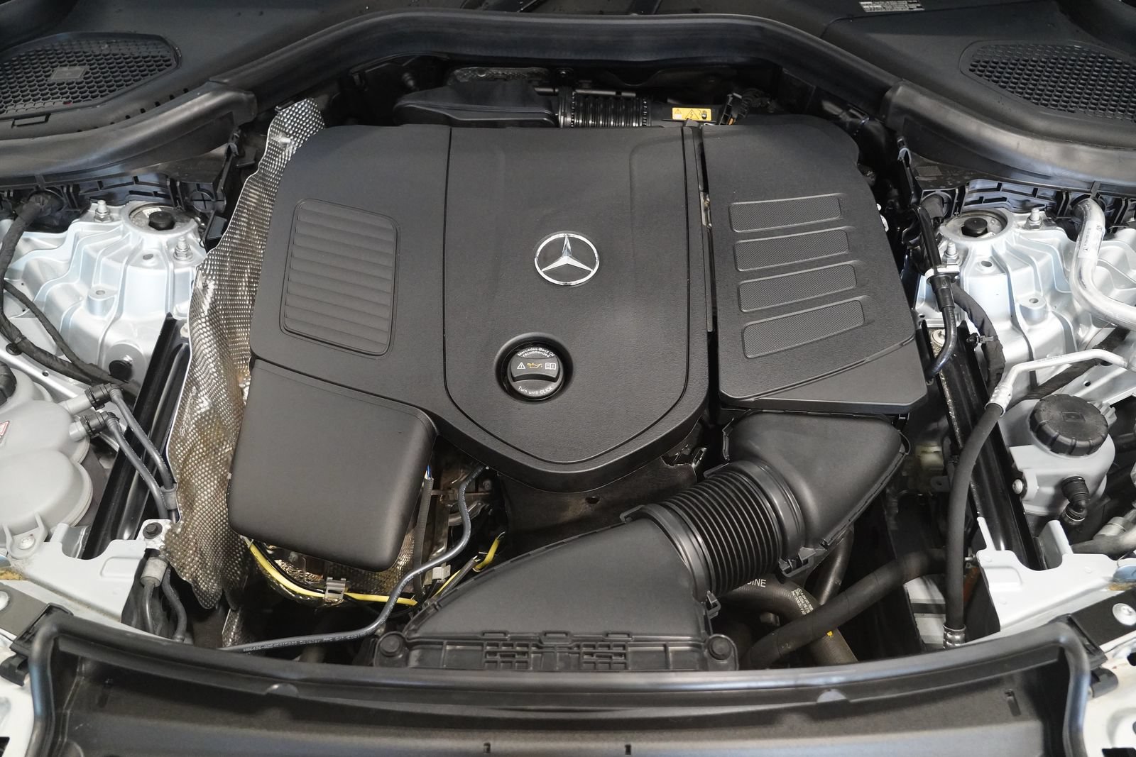 Certified 2025 Mercedes-Benz GLC 350e 4MATIC image 28