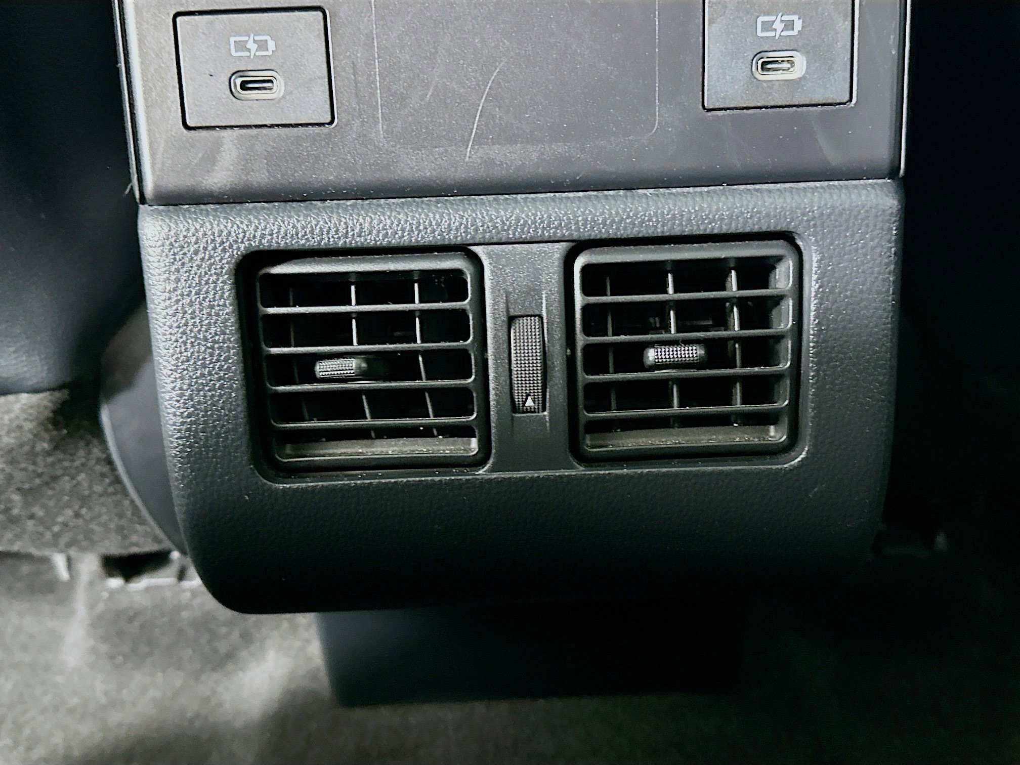 Used 2023 Toyota bZ4X XLE w/ Weather Package image 27