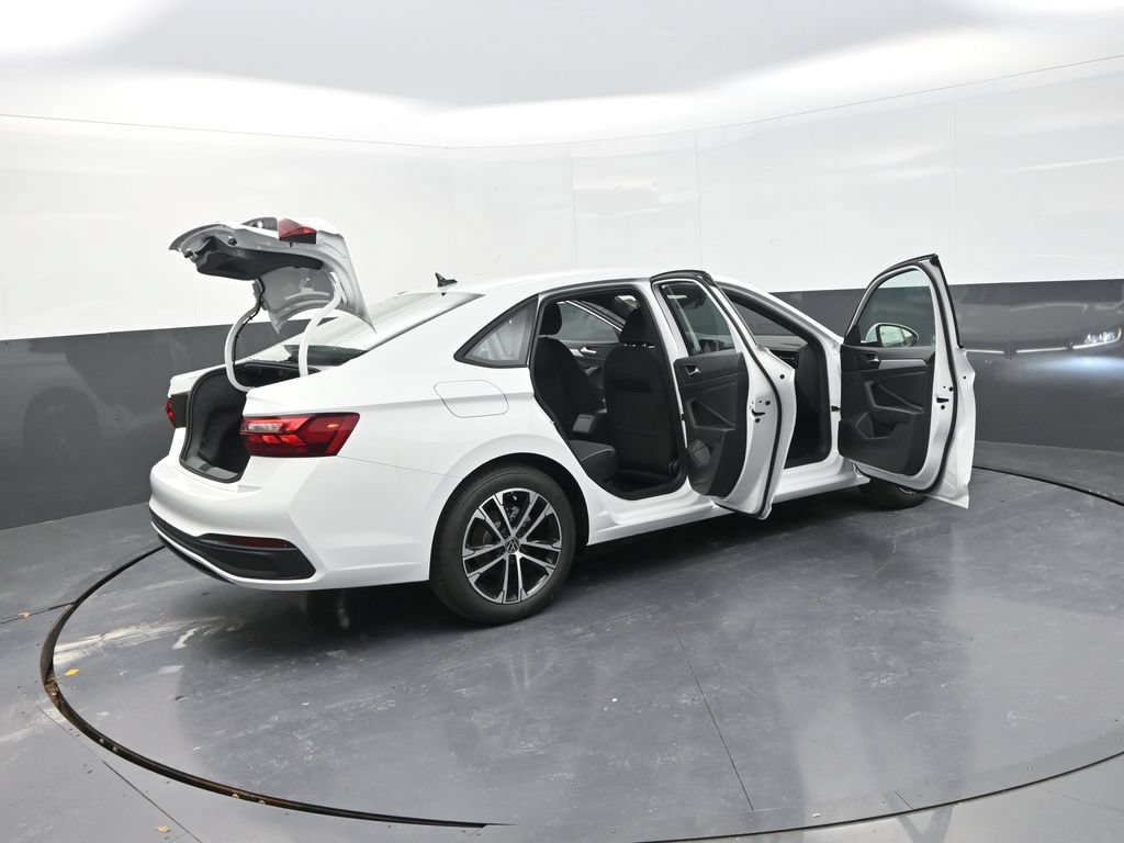 New 2026 Volkswagen Jetta Sport FWD image 34
