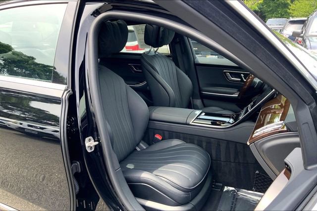 Used 2026 Mercedes-Benz S 500 4MATIC image 7