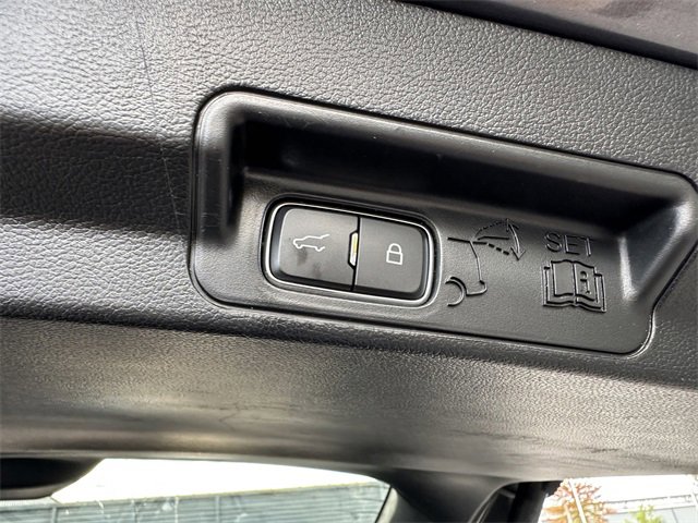 Certified 2022 Ford Explorer XLT image 44