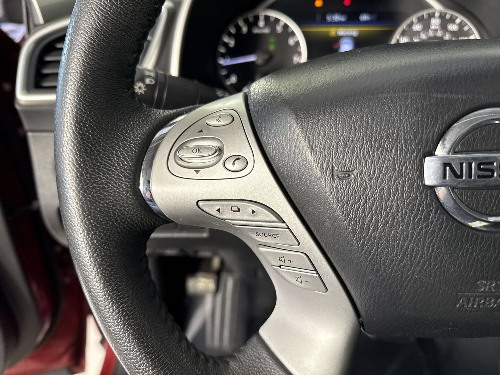 Used 2017 Nissan Murano SV w/ Premium Package AWD/4WD image 11