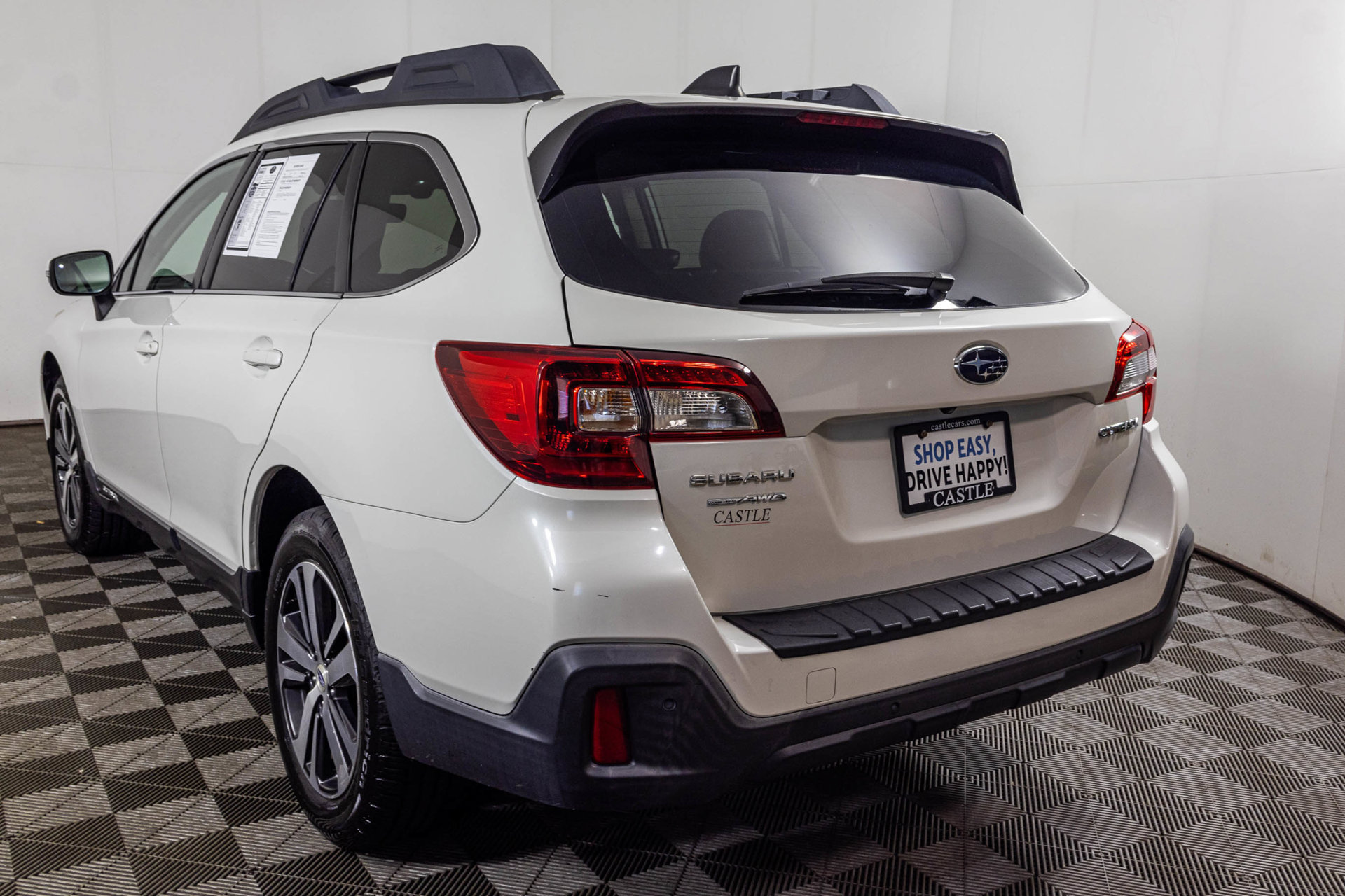 Used 2018 Subaru Outback 2.5i Limited AWD/4WD image 23