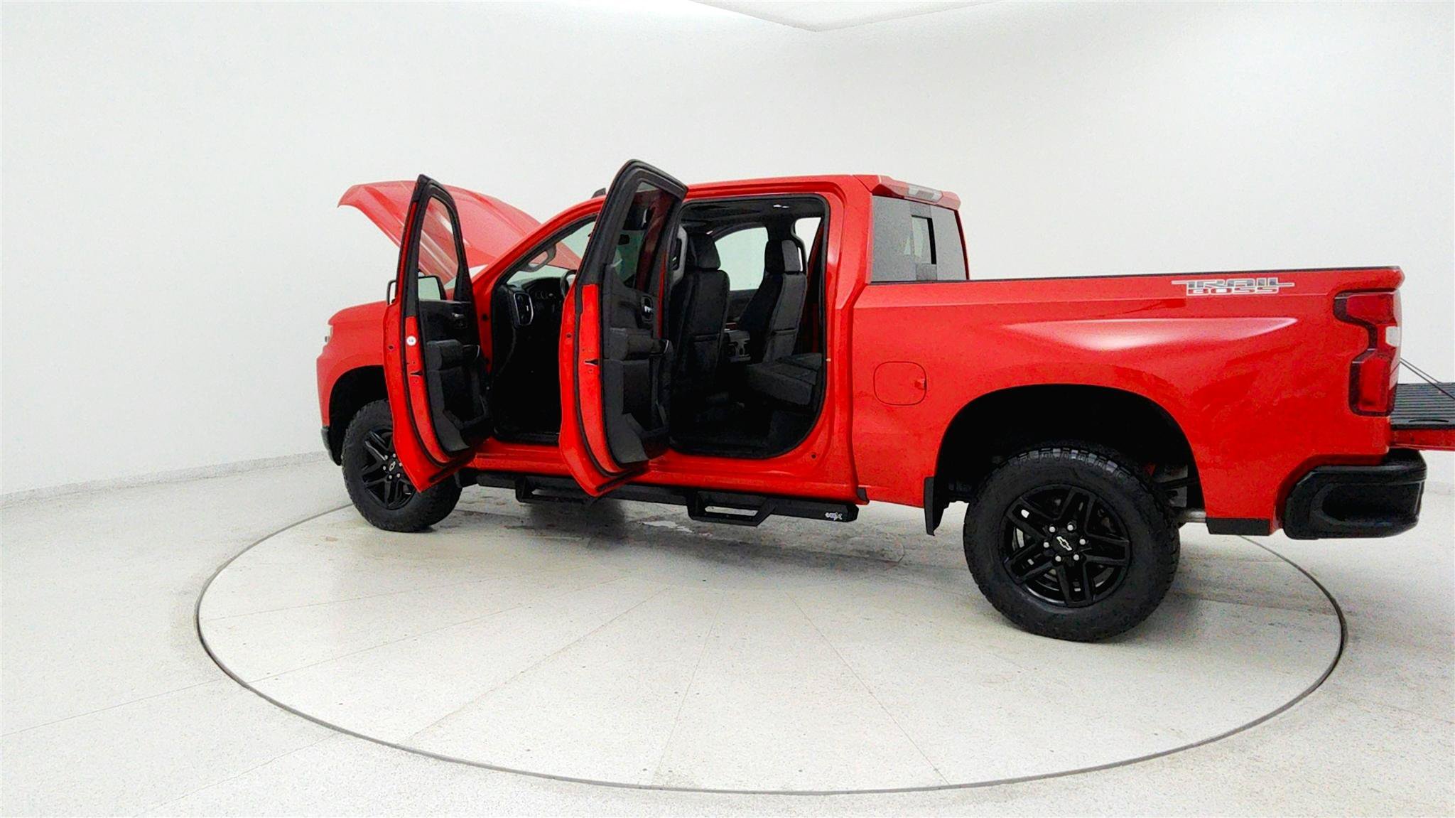 Used 2021 Chevrolet Silverado 1500 LT Trail Boss w/ Convenience Package II AWD/4WD image 32