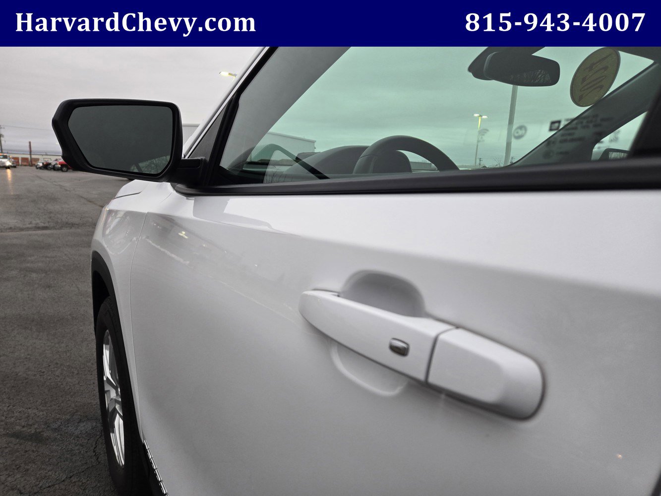 Used 2024 GMC Terrain SLE image 34