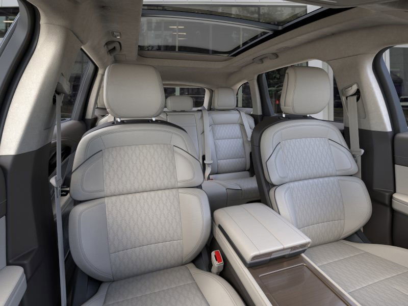New 2026 Lincoln Nautilus Black Label AWD/4WD image 10